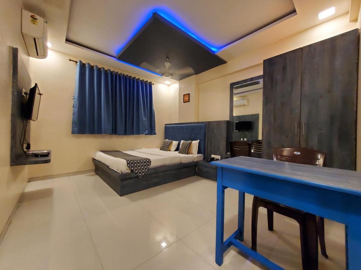 Hotel Mari Aai Residency Navi Mumbai Eksteriør bilde
