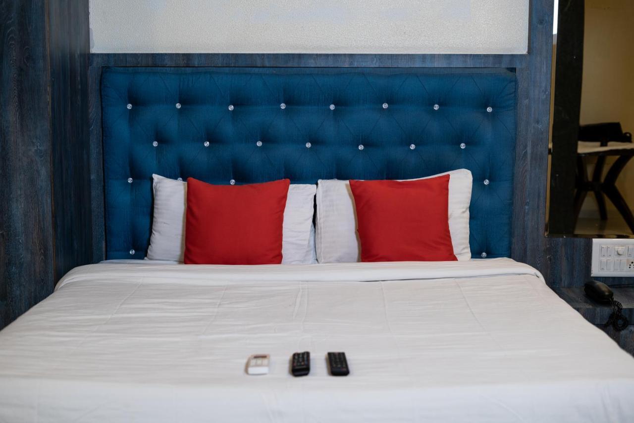 Hotel Mari Aai Residency Navi Mumbai Eksteriør bilde