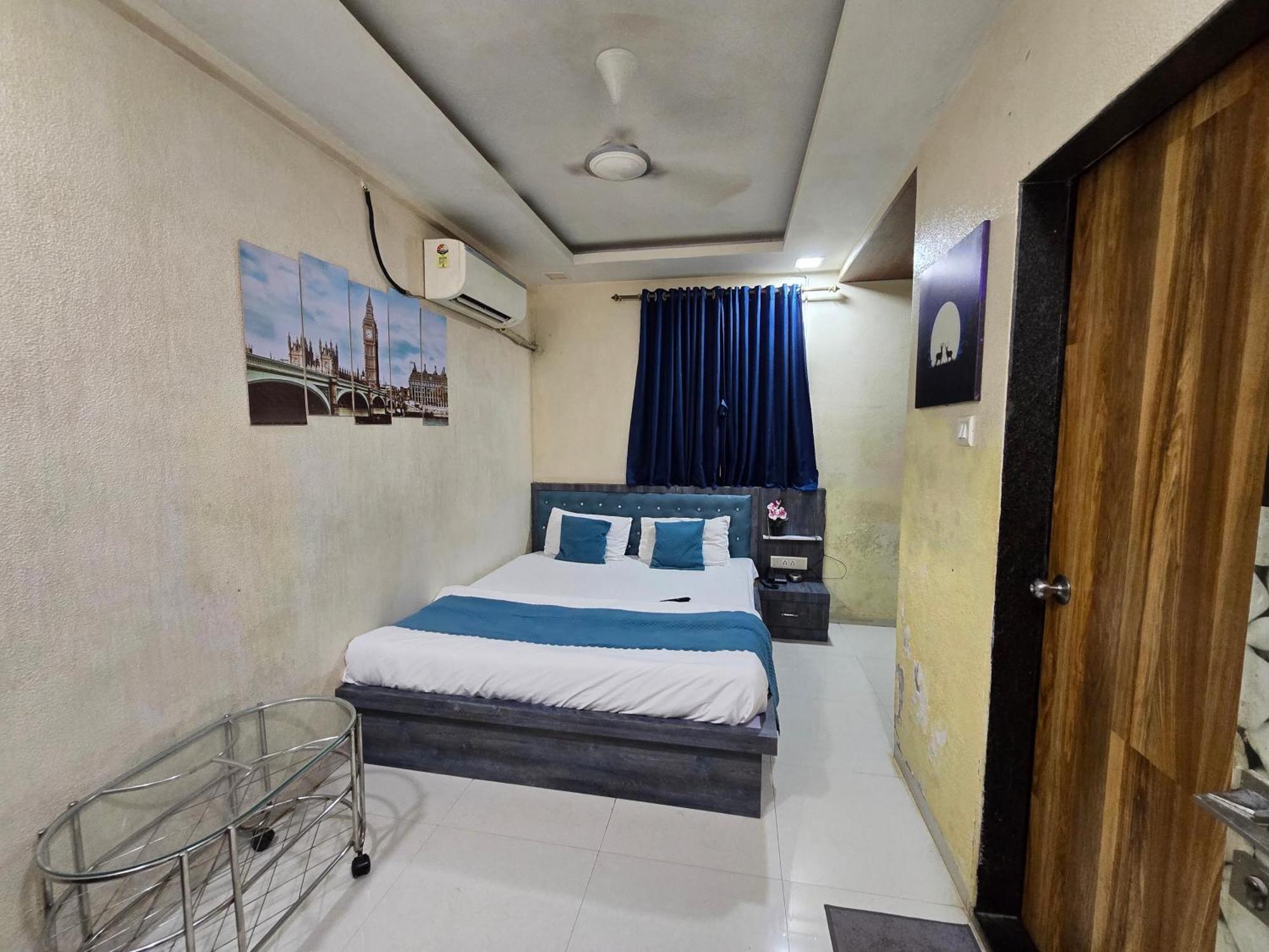 Hotel Mari Aai Residency Navi Mumbai Rom bilde